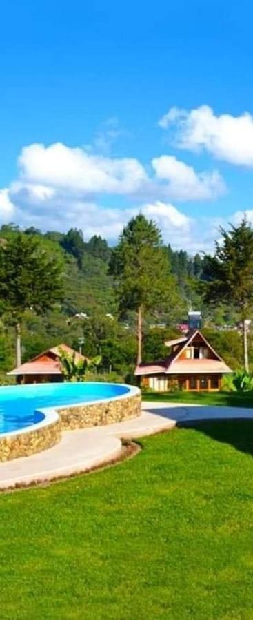 Hassinger Ranch Cabanas Оксапампа Экстерьер фото