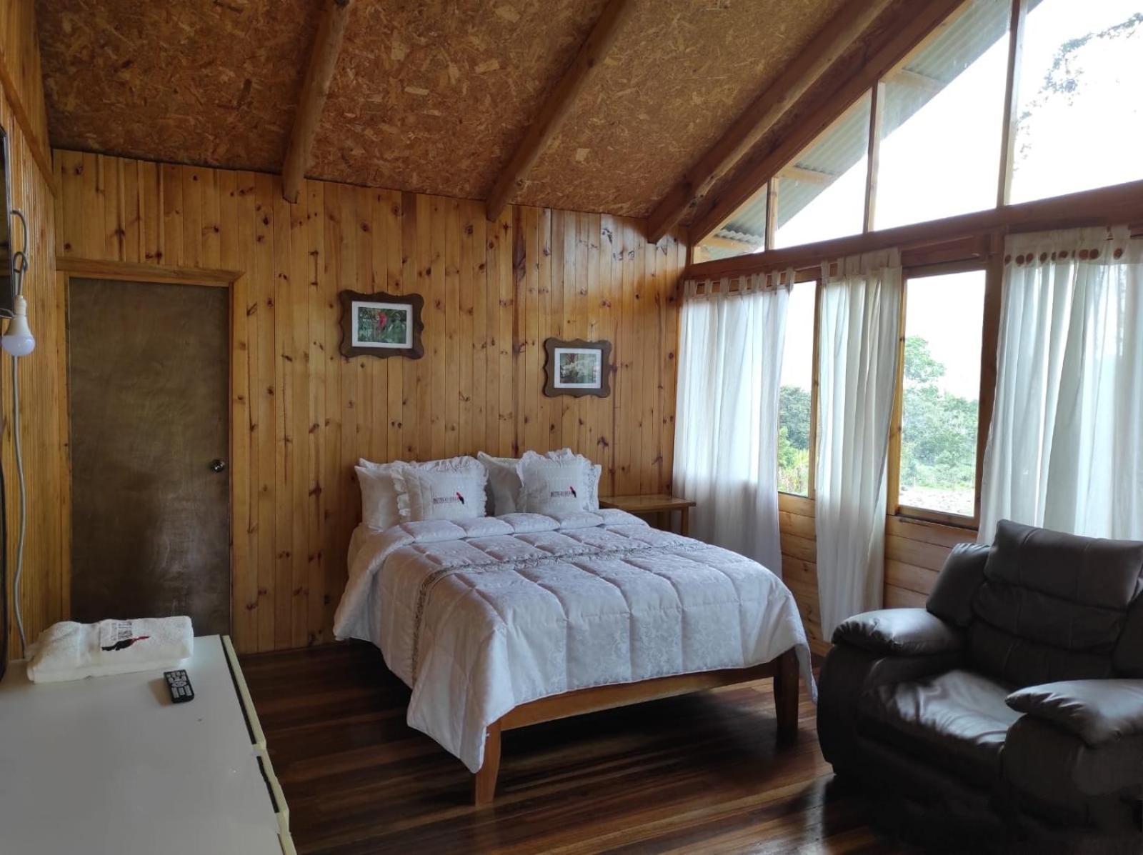 Hassinger Ranch Cabanas Оксапампа Номер фото